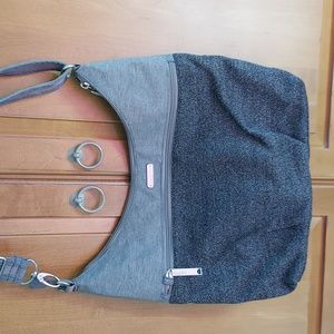 BAGGALLINI CROSSBODY W/ ADJUSTABLE STRAP  in Gray